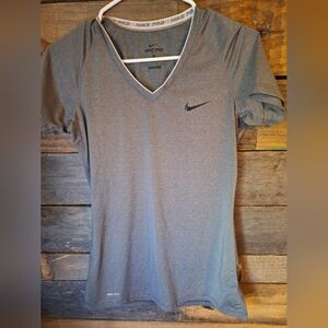 Nike pro top